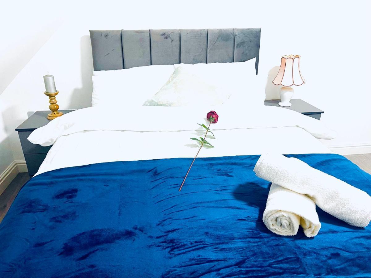 I Bed Apartment Birmingham Bagian luar foto