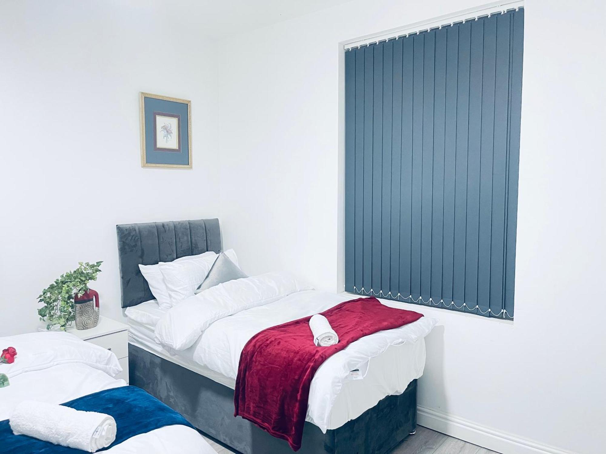 I Bed Apartment Birmingham Bagian luar foto