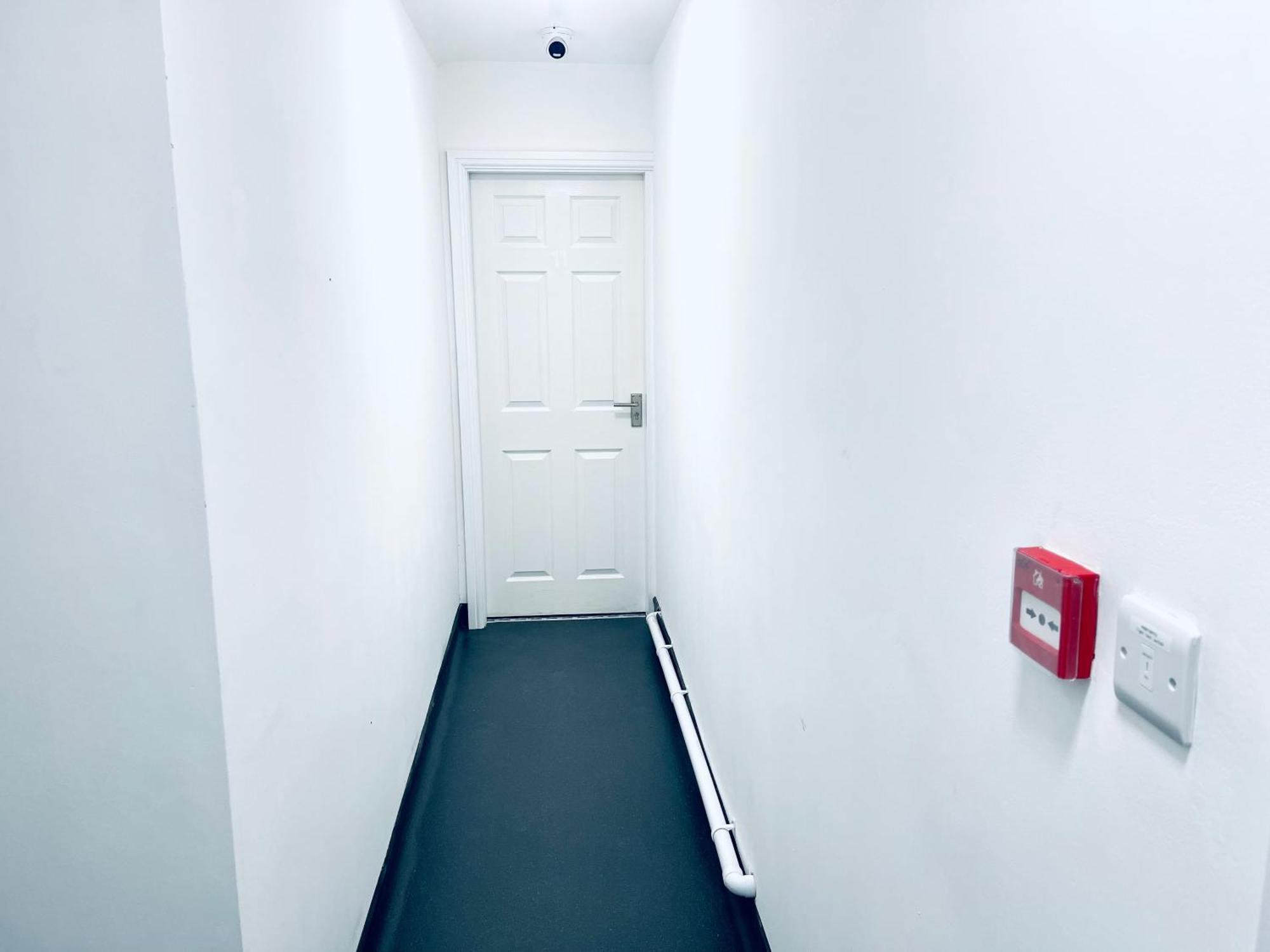 I Bed Apartment Birmingham Bagian luar foto