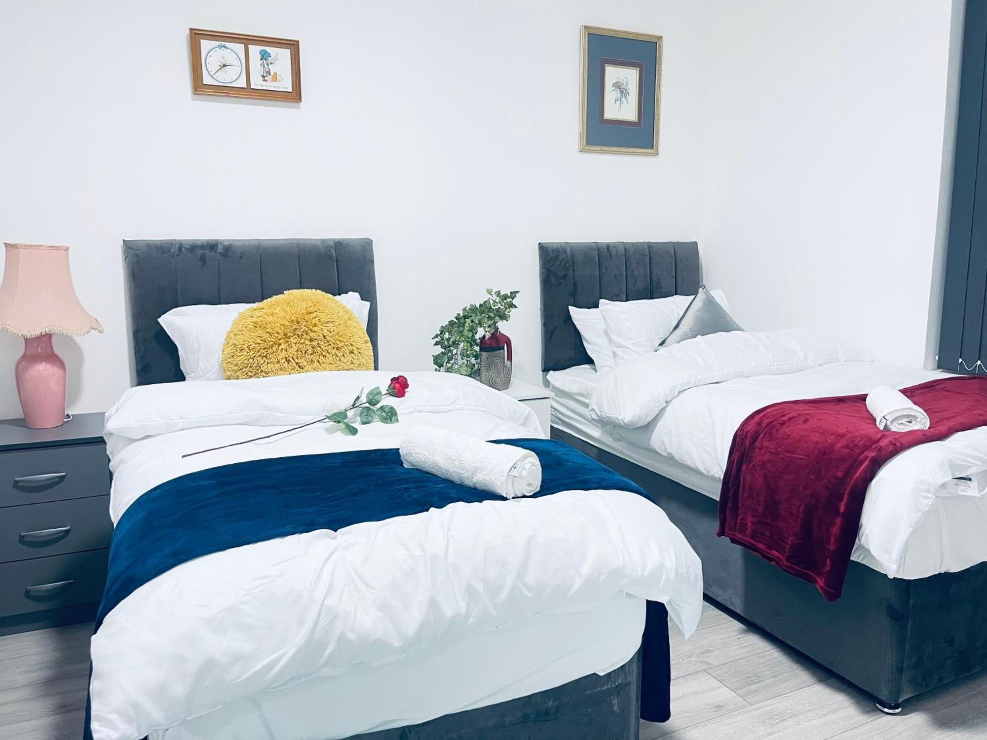 I Bed Apartment Birmingham Bagian luar foto