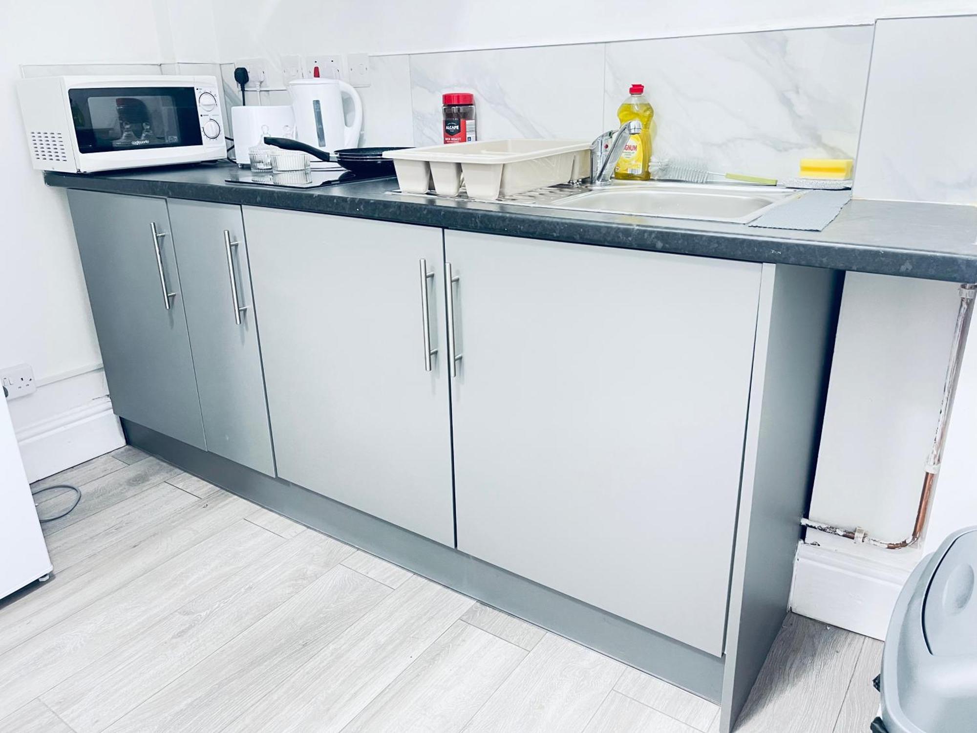 I Bed Apartment Birmingham Bagian luar foto
