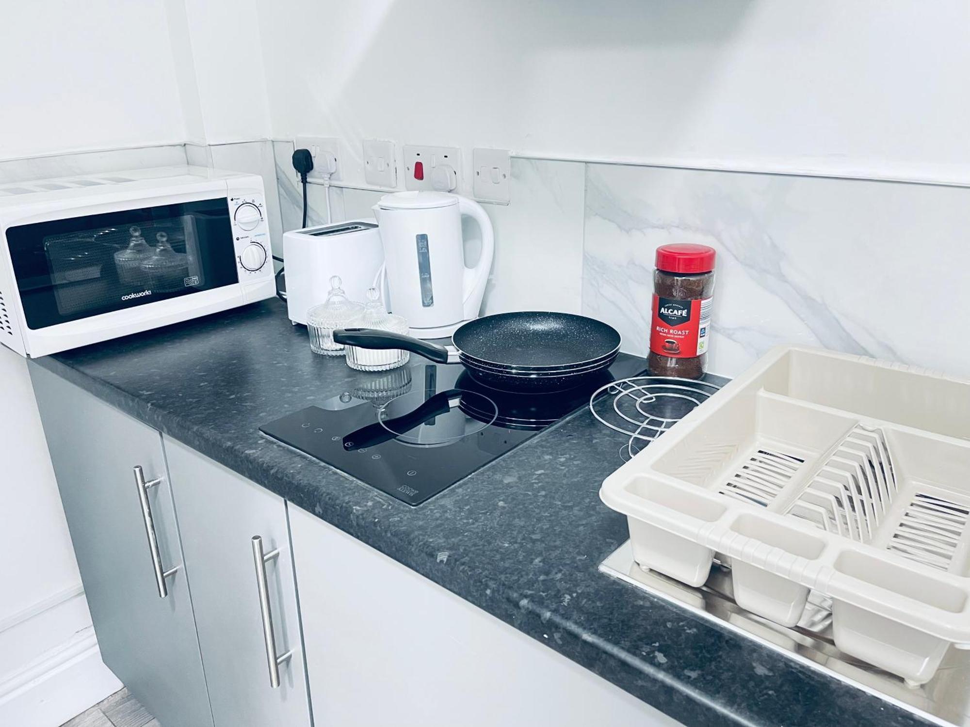 I Bed Apartment Birmingham Bagian luar foto