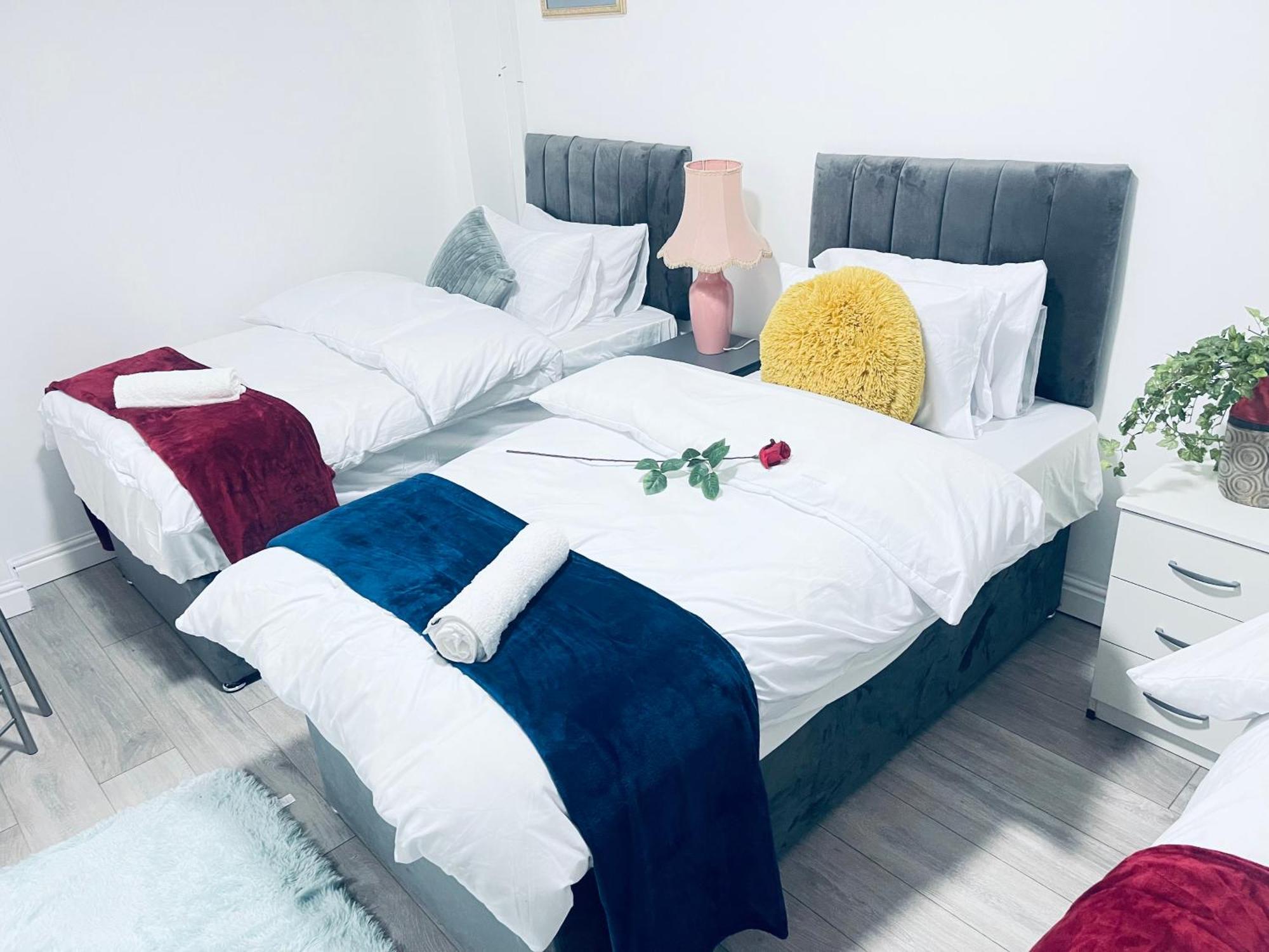 I Bed Apartment Birmingham Bagian luar foto