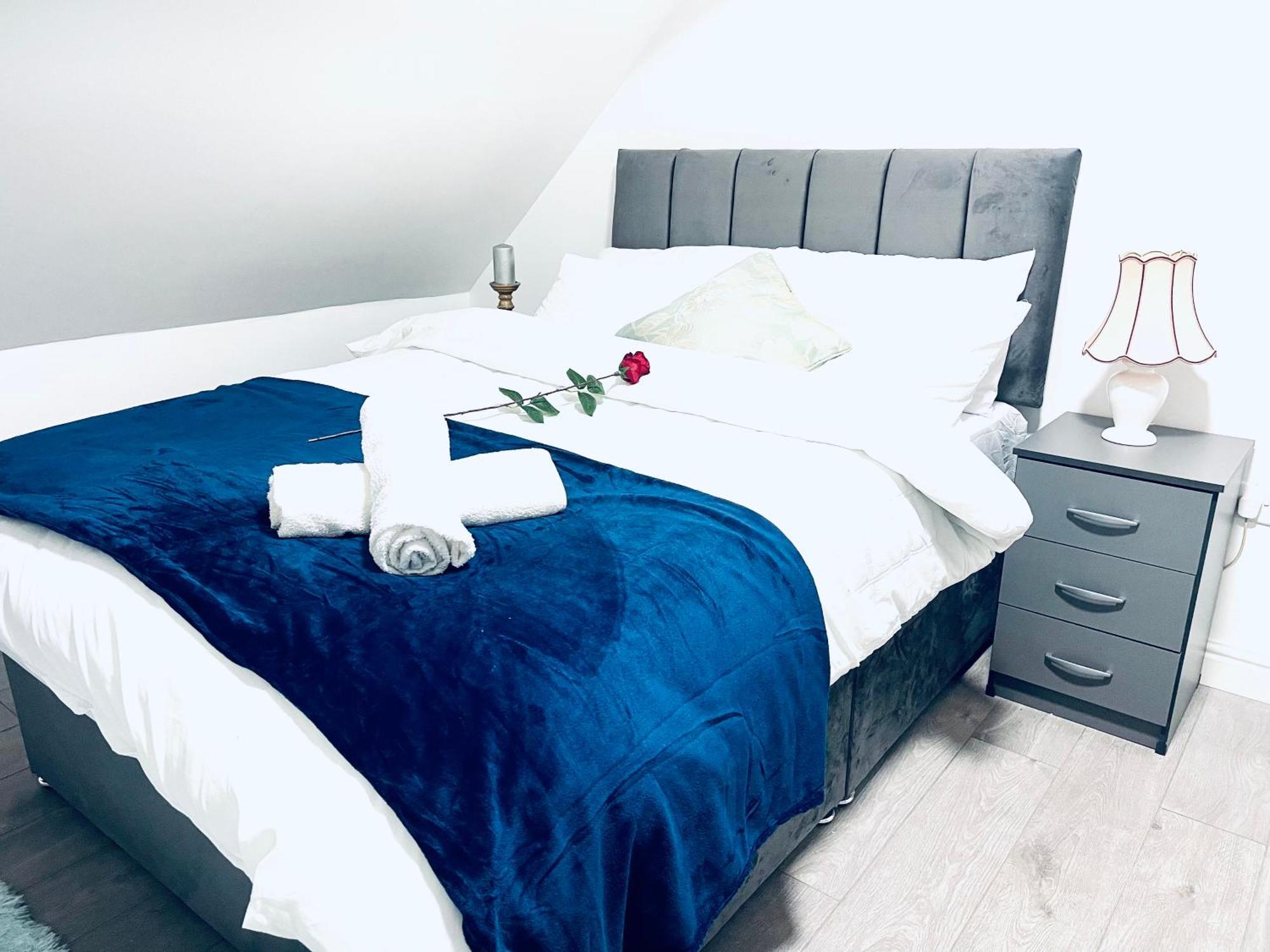 I Bed Apartment Birmingham Bagian luar foto