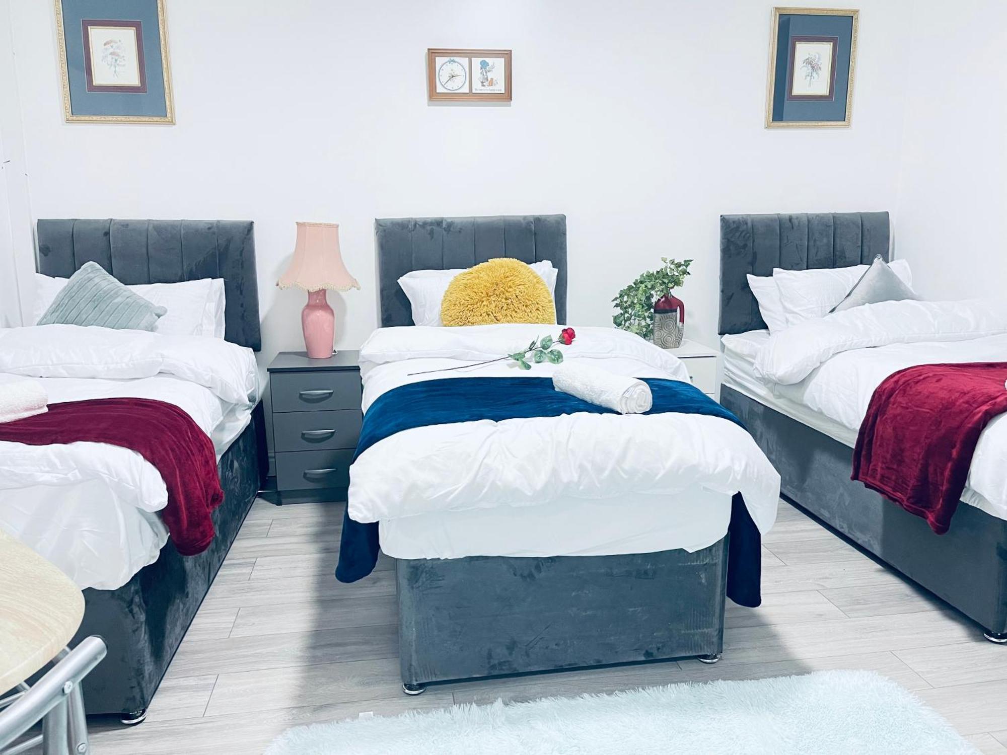 I Bed Apartment Birmingham Bagian luar foto