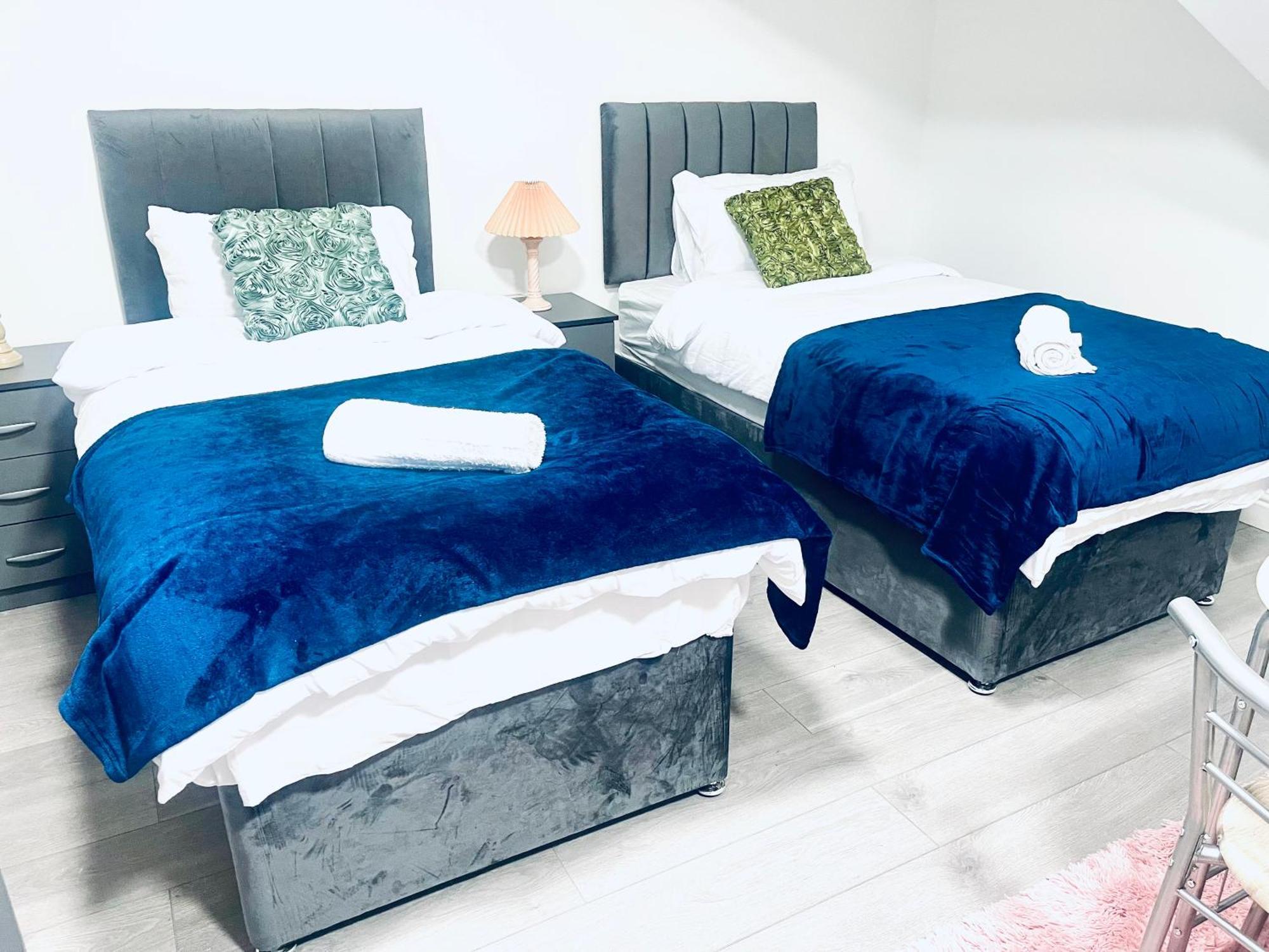 I Bed Apartment Birmingham Bagian luar foto